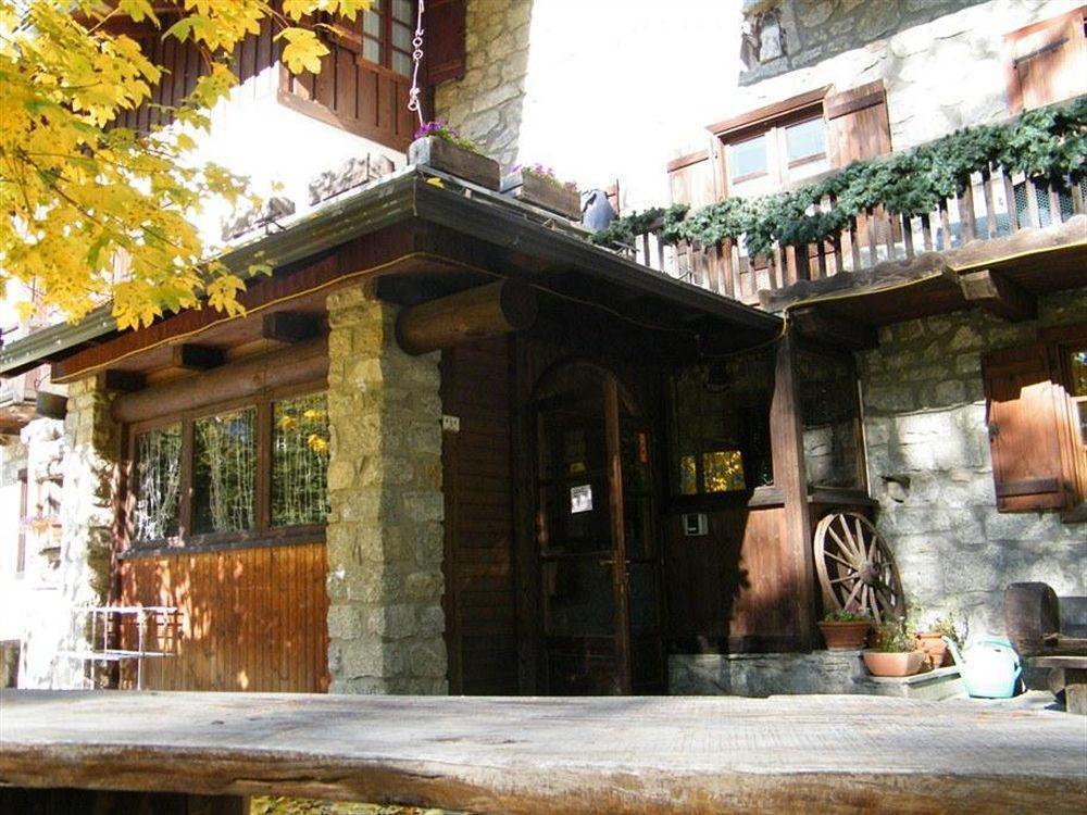 Hotel Locanda Belvedere Курмайор Екстериор снимка